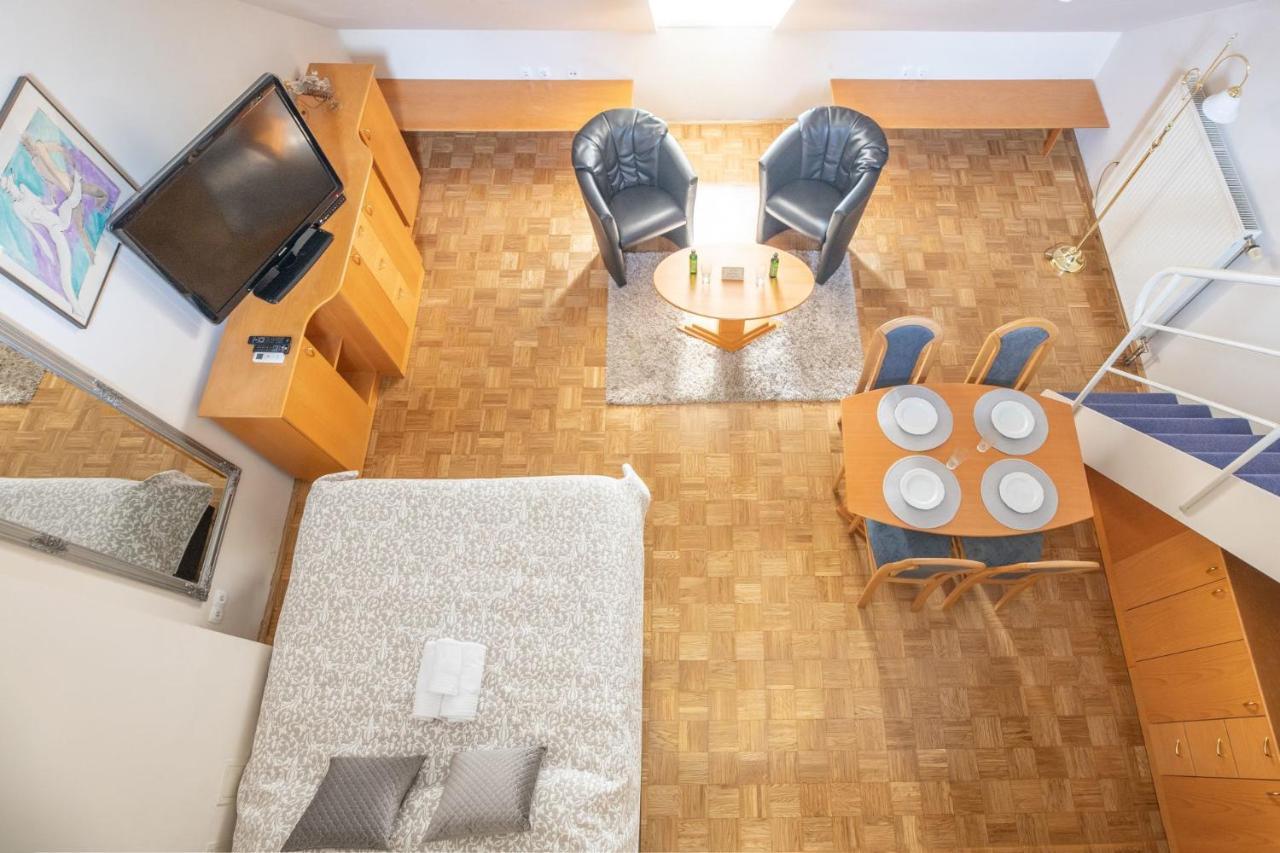 Apartments Vila Golf - Flucher Turizem روغاسكا سْلاتِنا المظهر الخارجي الصورة