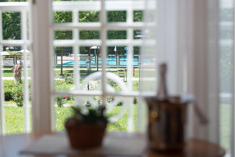 Apartments Vila Golf - Flucher Turizem روغاسكا سْلاتِنا المظهر الخارجي الصورة
