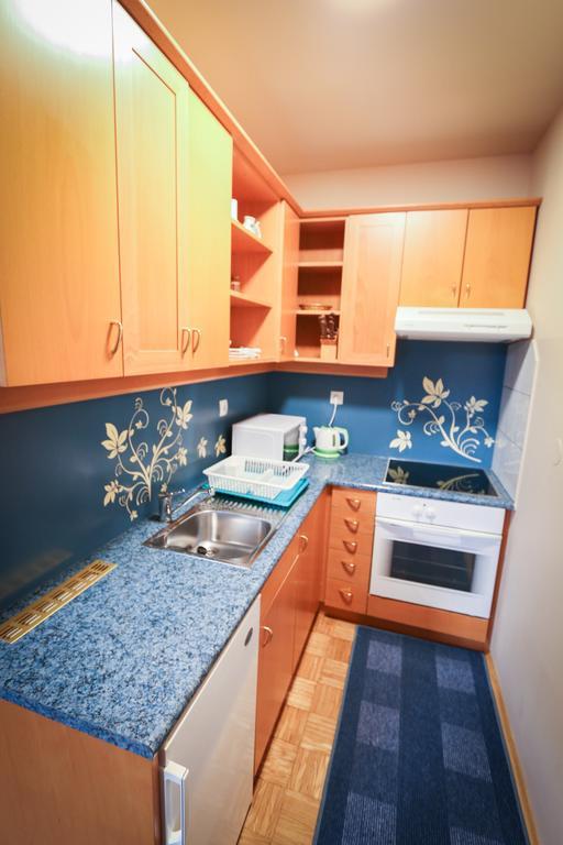 Apartments Vila Golf - Flucher Turizem روغاسكا سْلاتِنا المظهر الخارجي الصورة